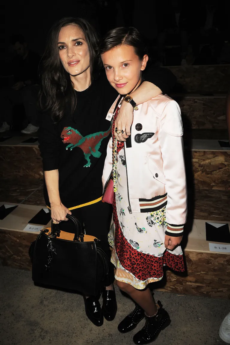 Winona Ryder ja Millie Bobby Brown