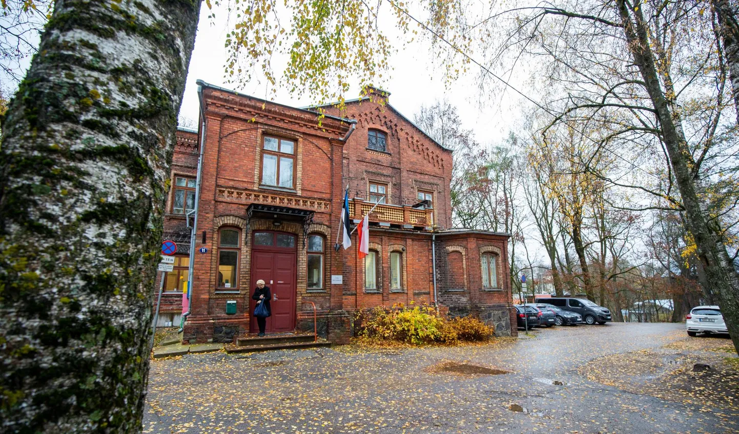 Tiigi seltsimaja direktori ametikoht on täitmist oodanud alates jaanuarist.