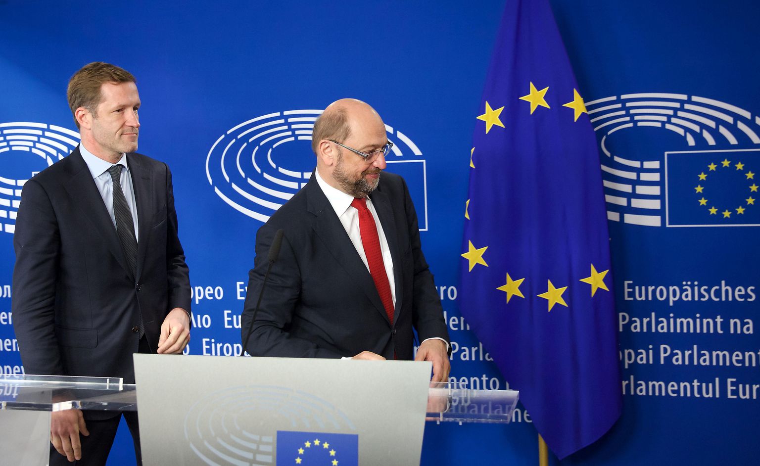 Valloonia peaminister Paul Magnette ja Euroopa Parlamendi president Martin Schulz täna Brüsselis.