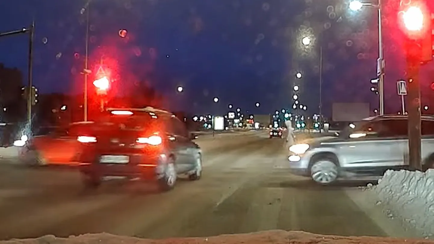 Liiklusohtlik olukord Tallinnas 6. jaanuari hommikul kell 8.18.