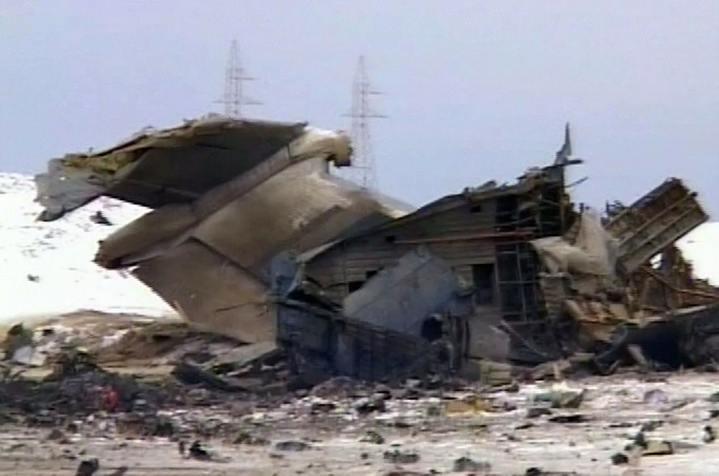 Tükike Vene transpordilennukist IL-76
