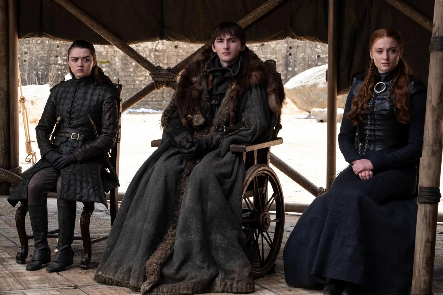 Maisie Williams, Isaac Hempstead Wright ja Sophie Turner «Troonide mängu» viimases osas.