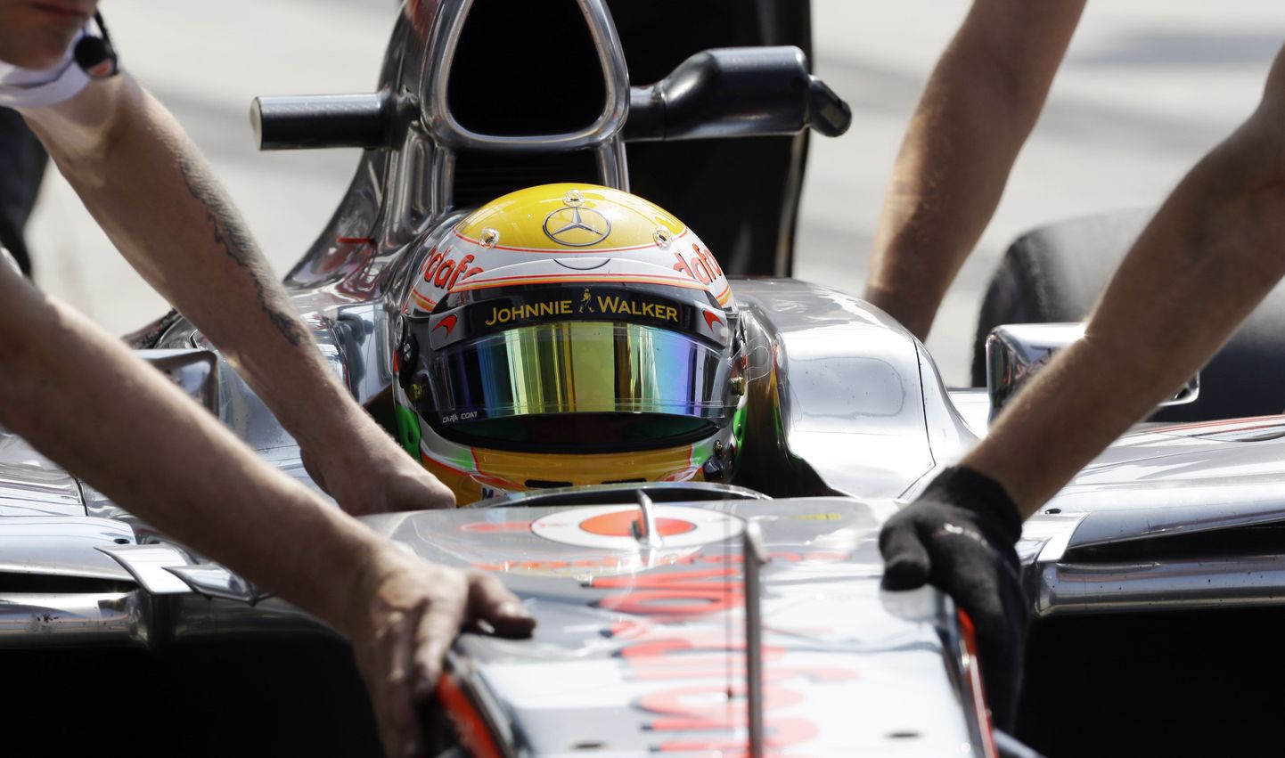 Itaalia GP teise vabatreeningu kiireim oli Lewis Hamilton