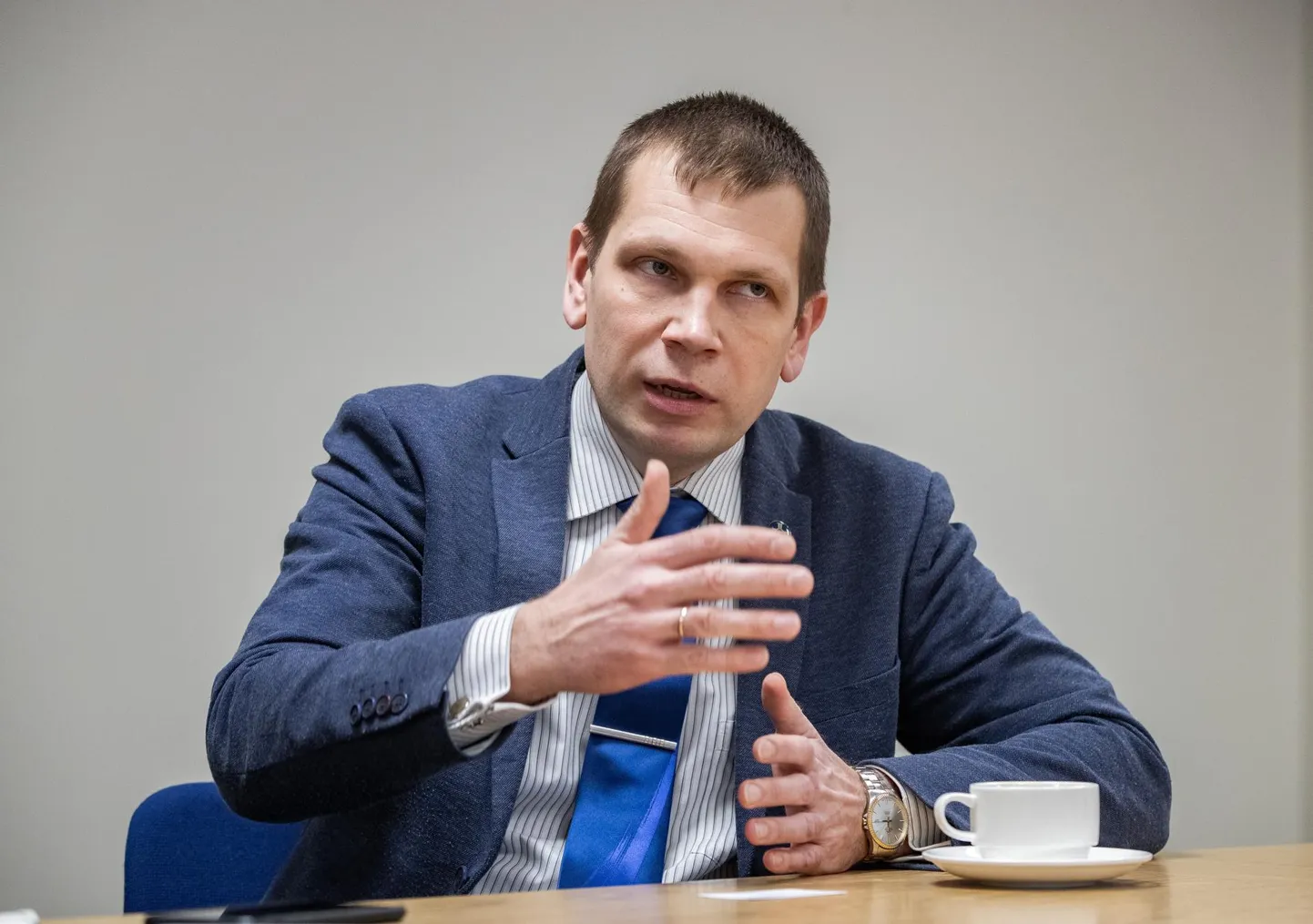 Endine kapo ja kripo tippjuht Eerik Heldna korraldab nüüd kaitseväe julgeoleku tööd.