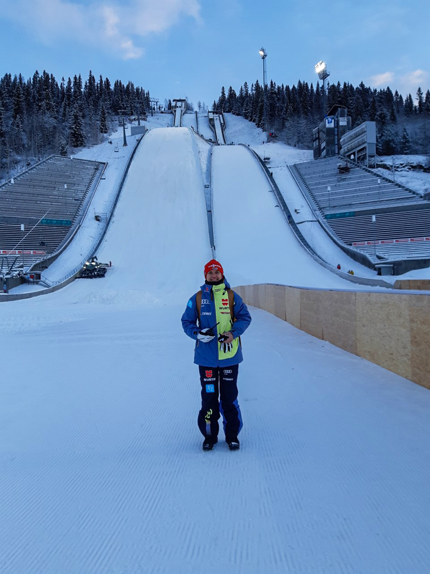 Eestlasest füsioterapeudil Liisi Sokmanil tuleb nüüd kanda Saksamaa koondise riietust – nii ka hiljuti Lillehammeri MK-etapil.