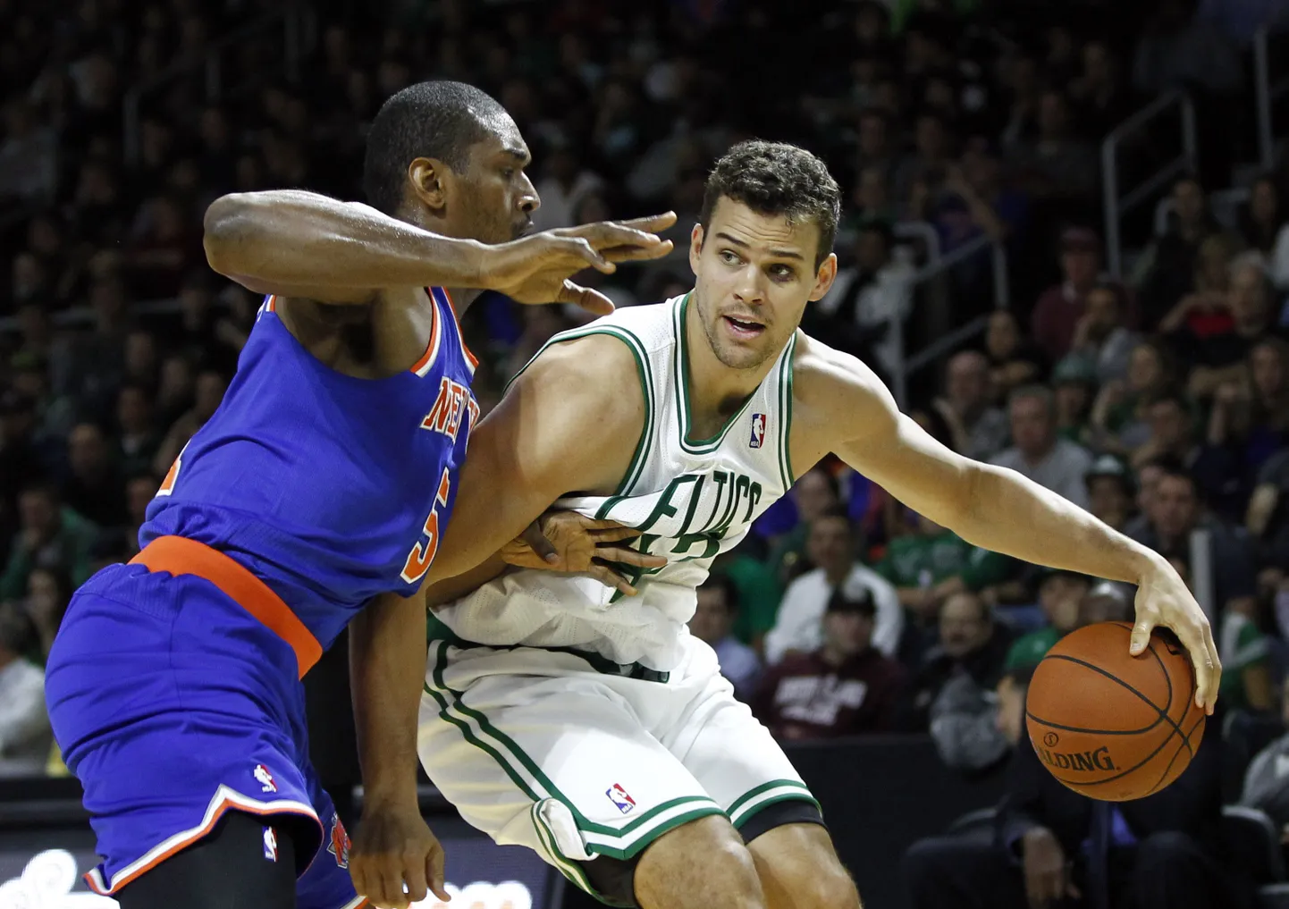Kris Humphries (paremal).