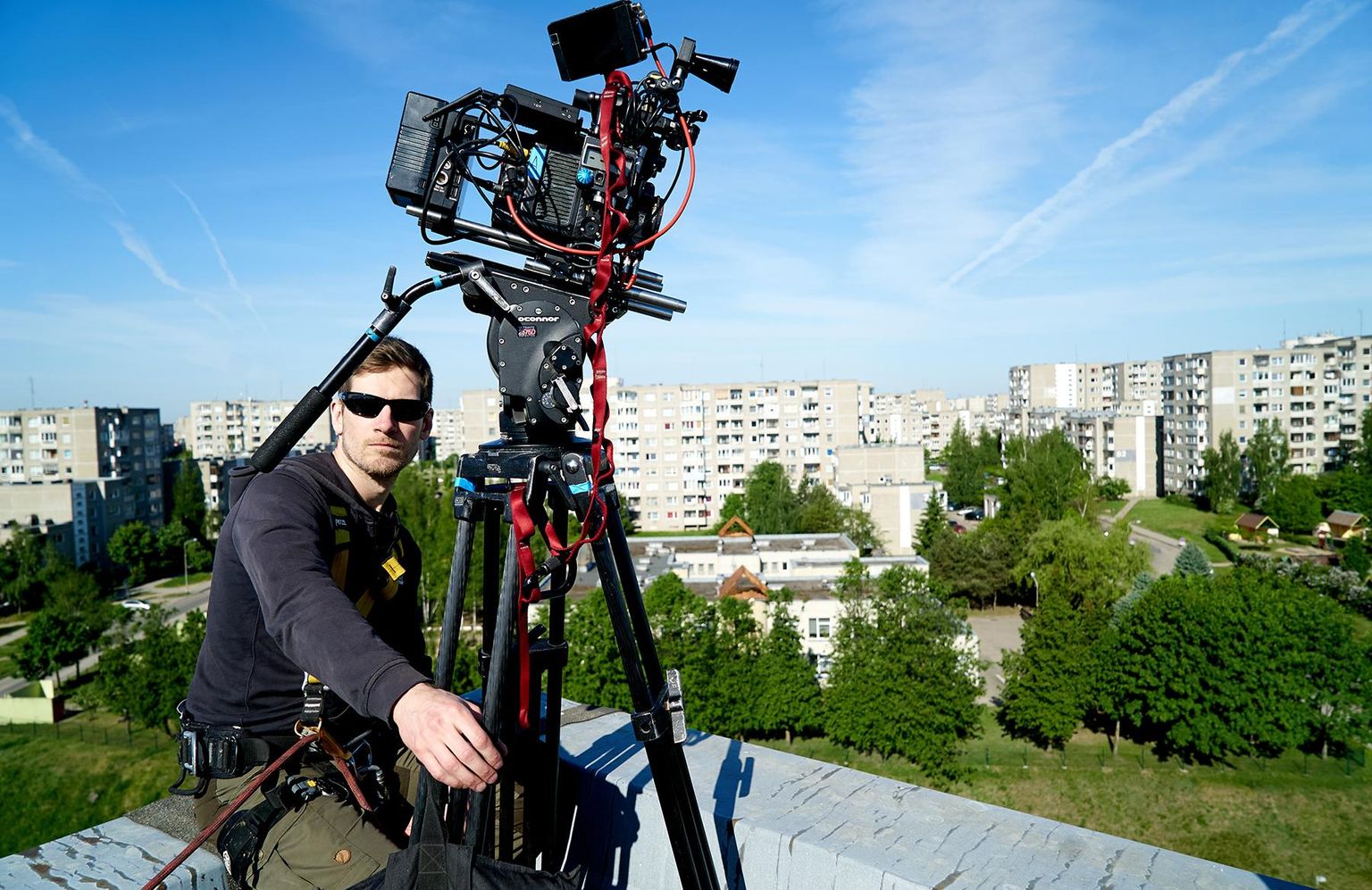 Eesti operaator Ants Martin Vahur HBO telesarja «Tšornobõl» kaamera taga.