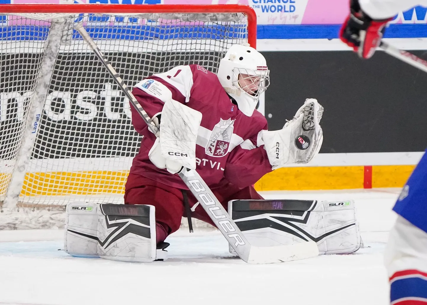 Latvija hokeja vārtsargs Aksels Ozols