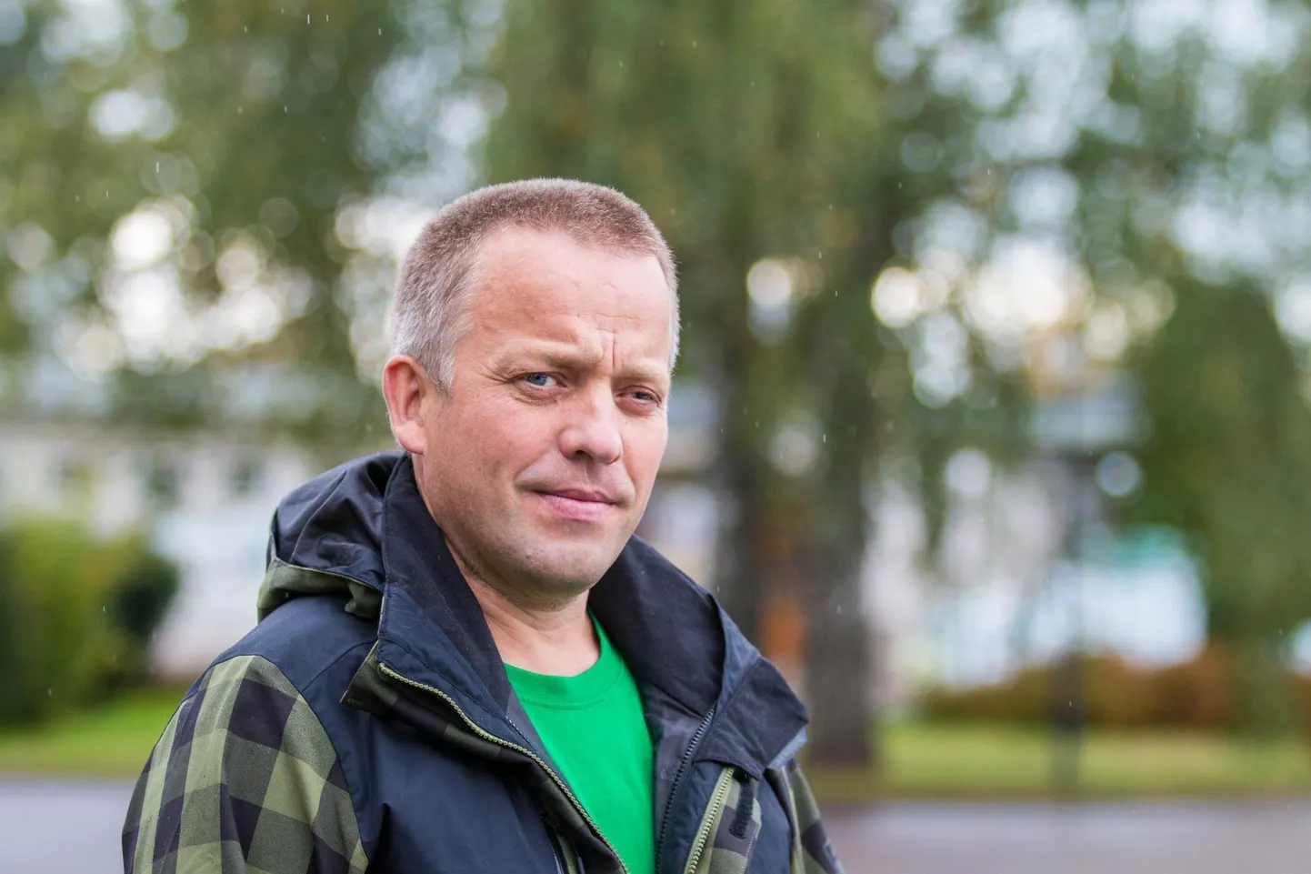 Valgamaa talunik ja poliitik Kaupo Kutsar käib taas kohtuteed, seekord vandeadvokaat Robert Sarve vastu. Varem on tema vaidlus Toiduliidu juhi Sirje Potisepaga jõudnud otsaga Euroopa inimõiguste kohtusse, kust pole seni lahendust tulnud.