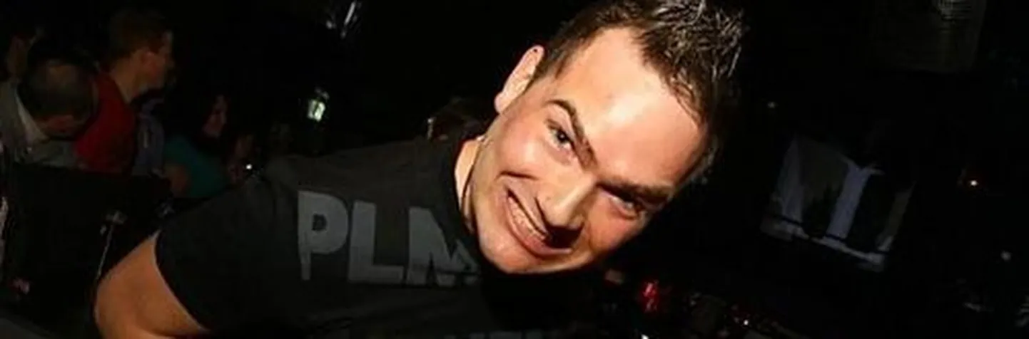 Alex Megan