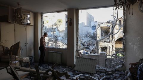 Иран снова закрыл Ормузский пролив и угрожает отказаться от перемирия