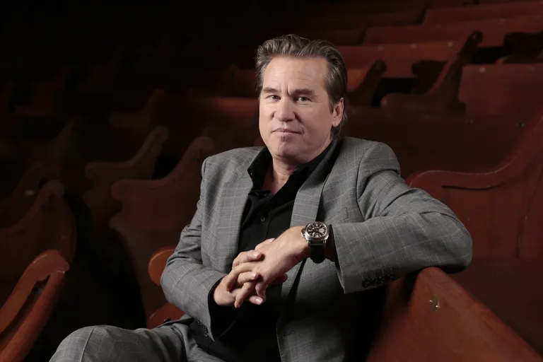 Val Kilmer 2014. aastal, kuid enne kui mehel diagnoositakse kõrivähk.