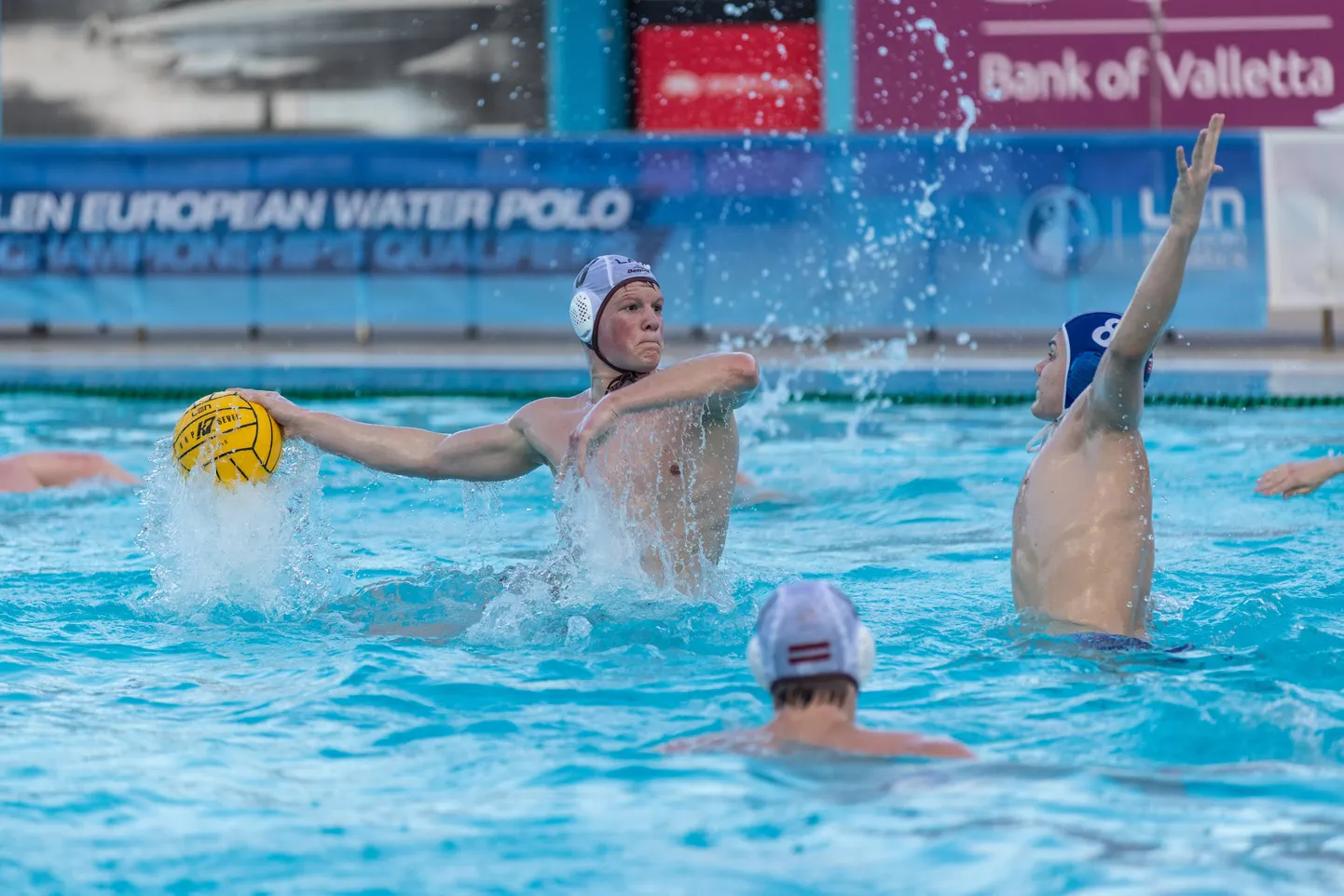Latvijas ūdenspolo spēlētājs Ņikita Paško