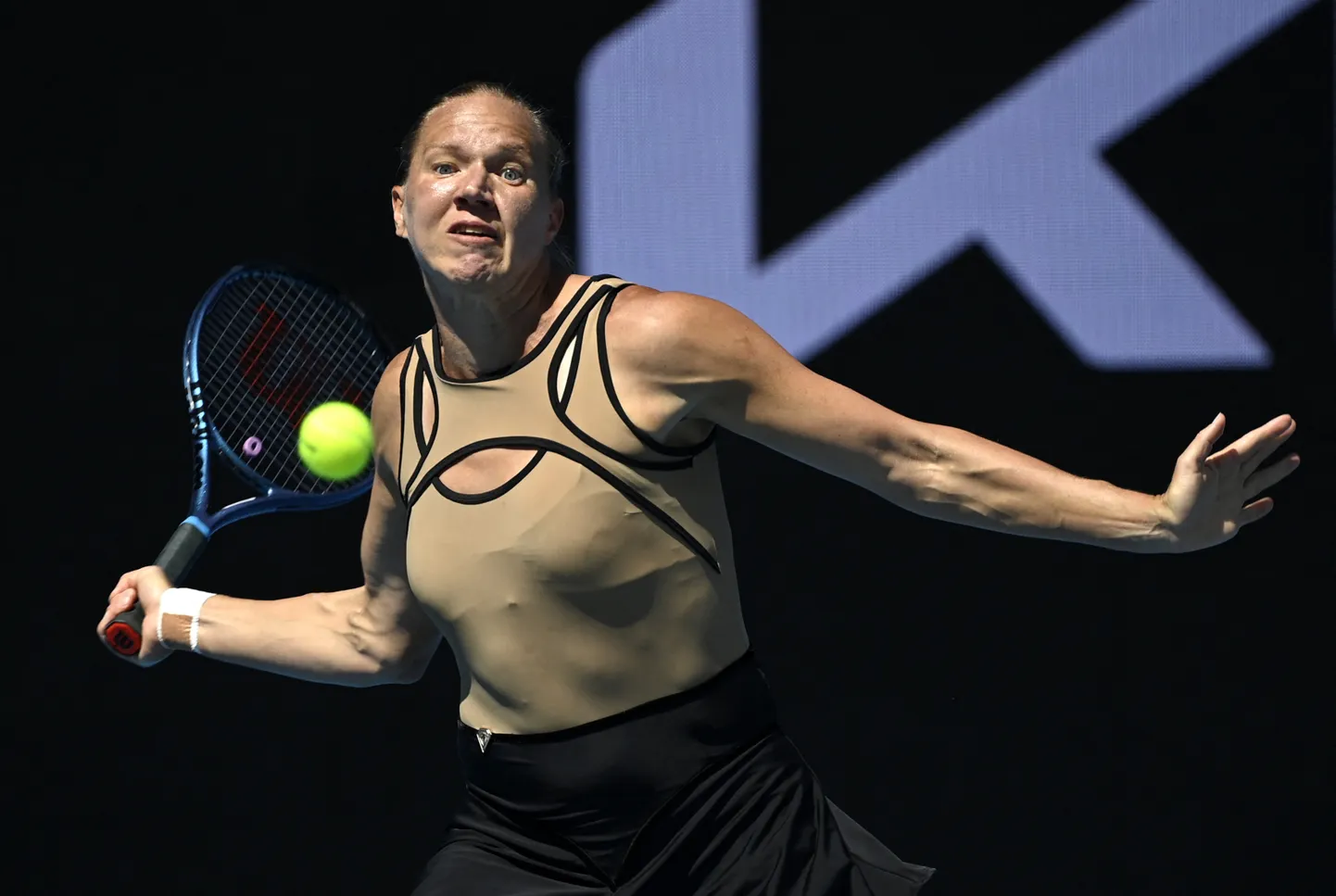 Kaia Kanepi Melbourne'is mängus Kimberly Birrelli vastu.