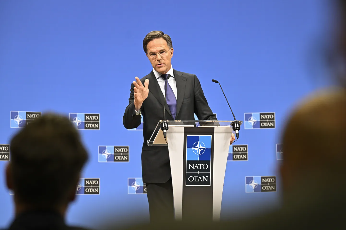 NATO peasekretär Mark Rutte kohtumisejärgsel pressikonverentsil.