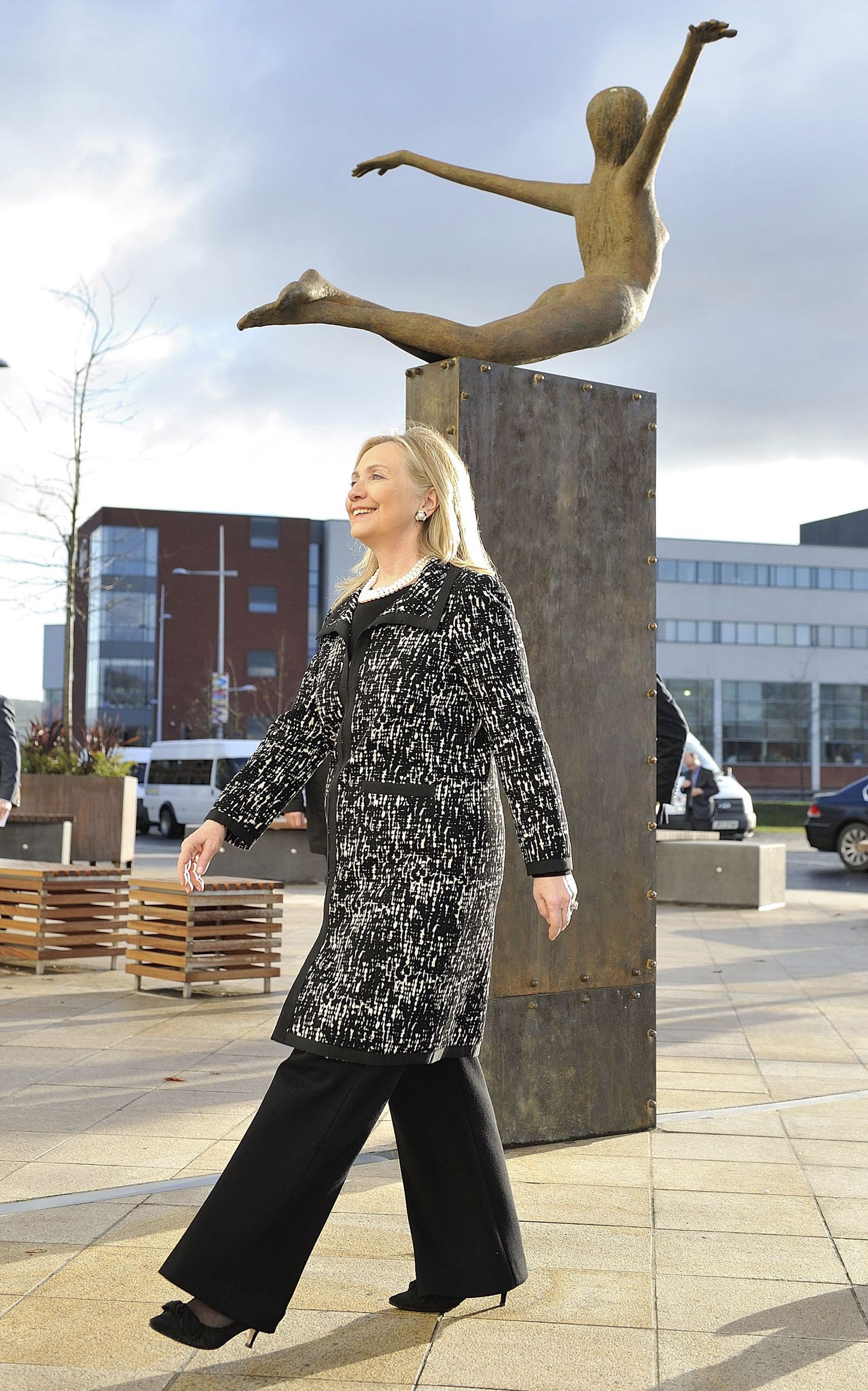 Hillary Clinton Belfastis 7. detsembril.