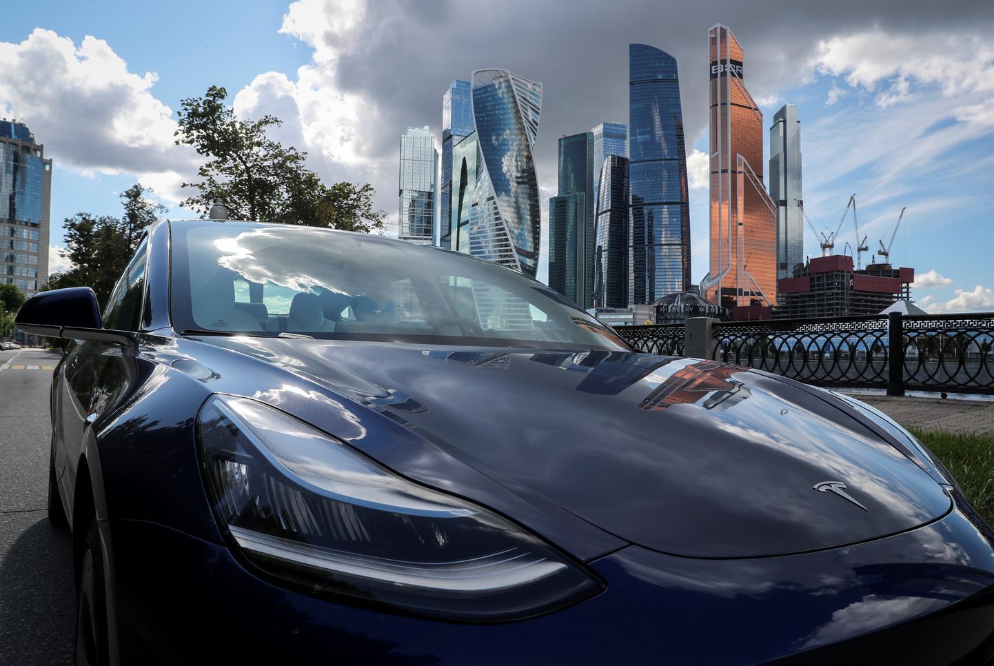 Sõiduauto Tesla Model 3.