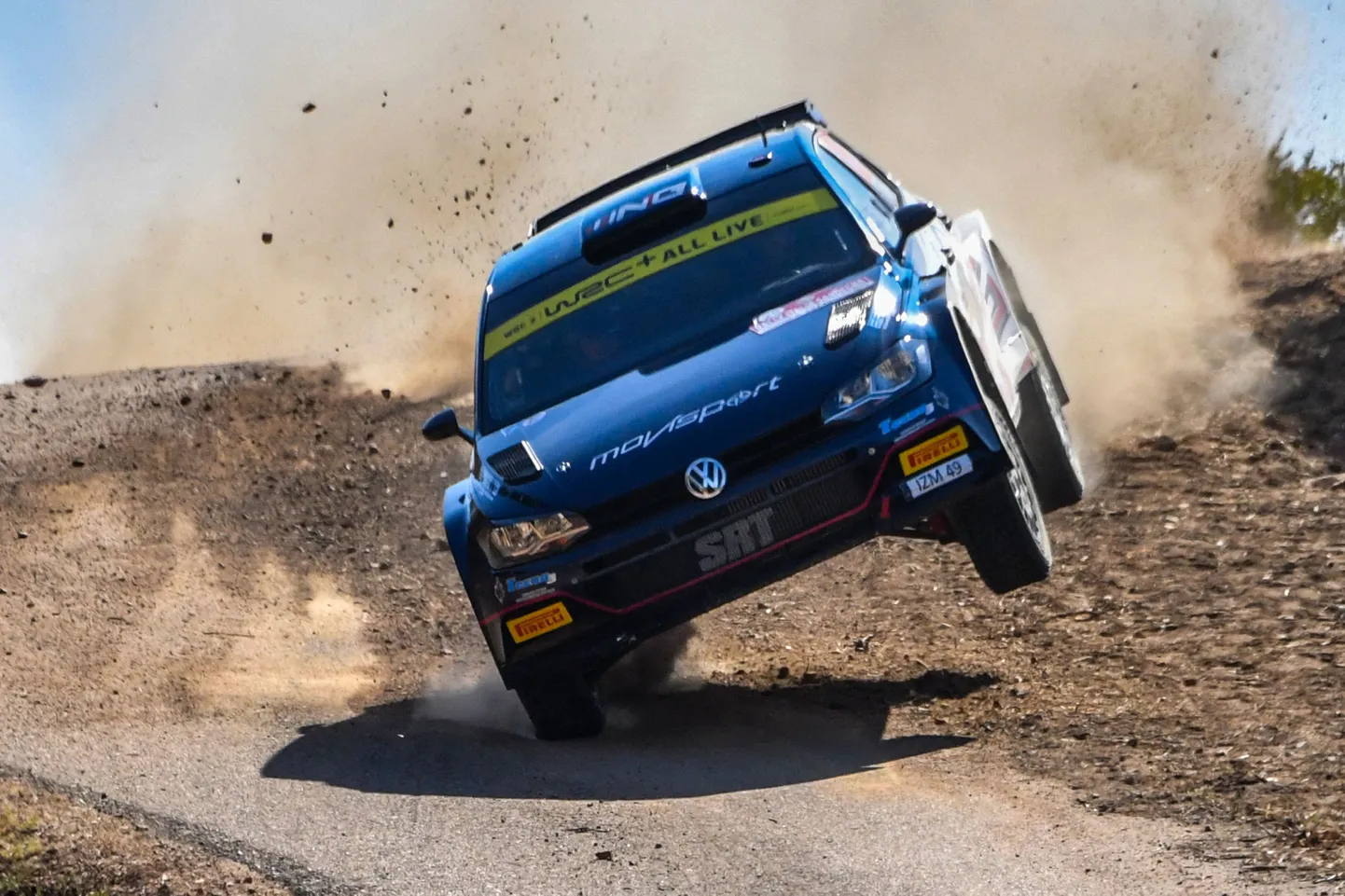 Nikolai Grjäzin Volkswagen Polo R5-auto roolis Sardiinia rallil.
