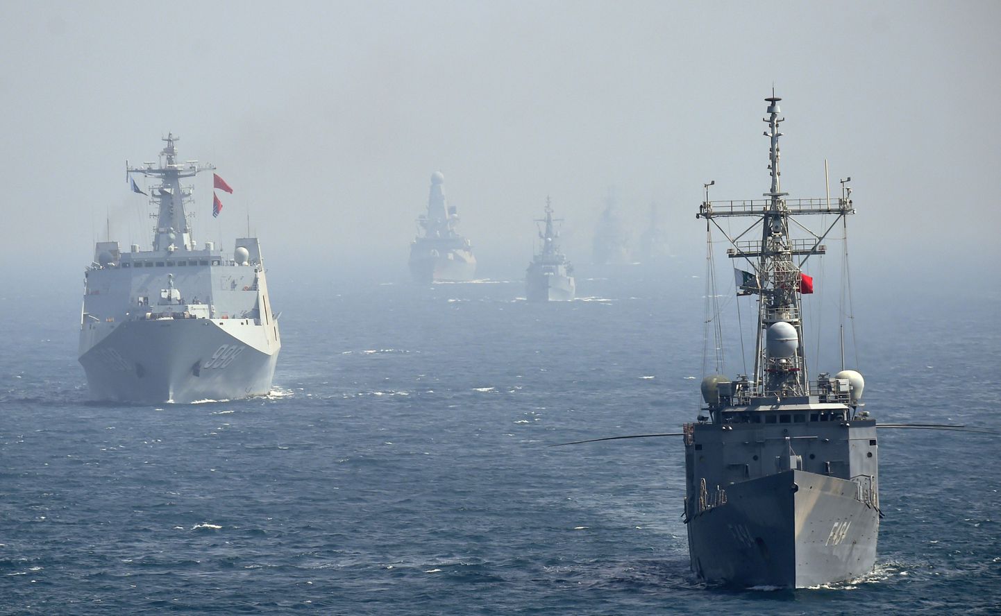 Türgi ja Hiina sõjalaevad rahvusvahelisel õppusel AMAN-19 11. veebruaril 2019.