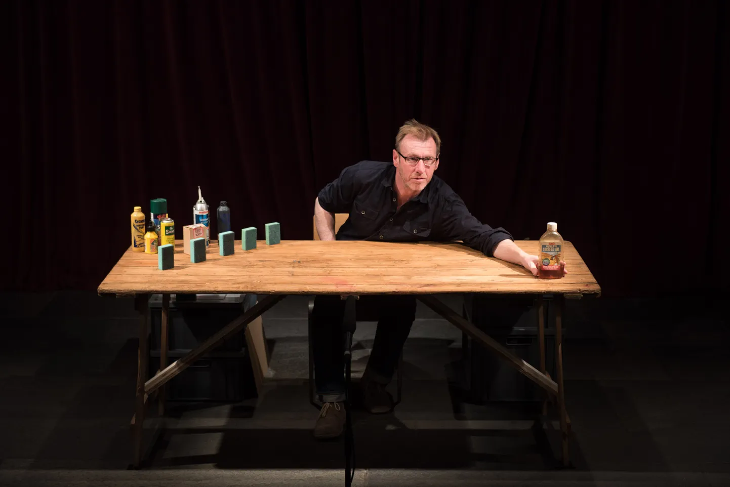Richard Lowdown «Macbeth». Forced Entertainment «Complete Works: Table Top Shakespeare»