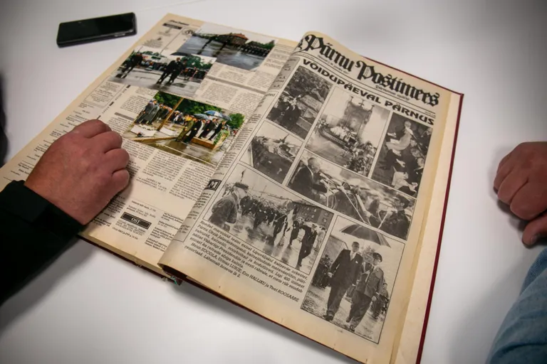 Fotoreportaaž 1995. aasta võidupühaparaadist Pärnu Postimehes.