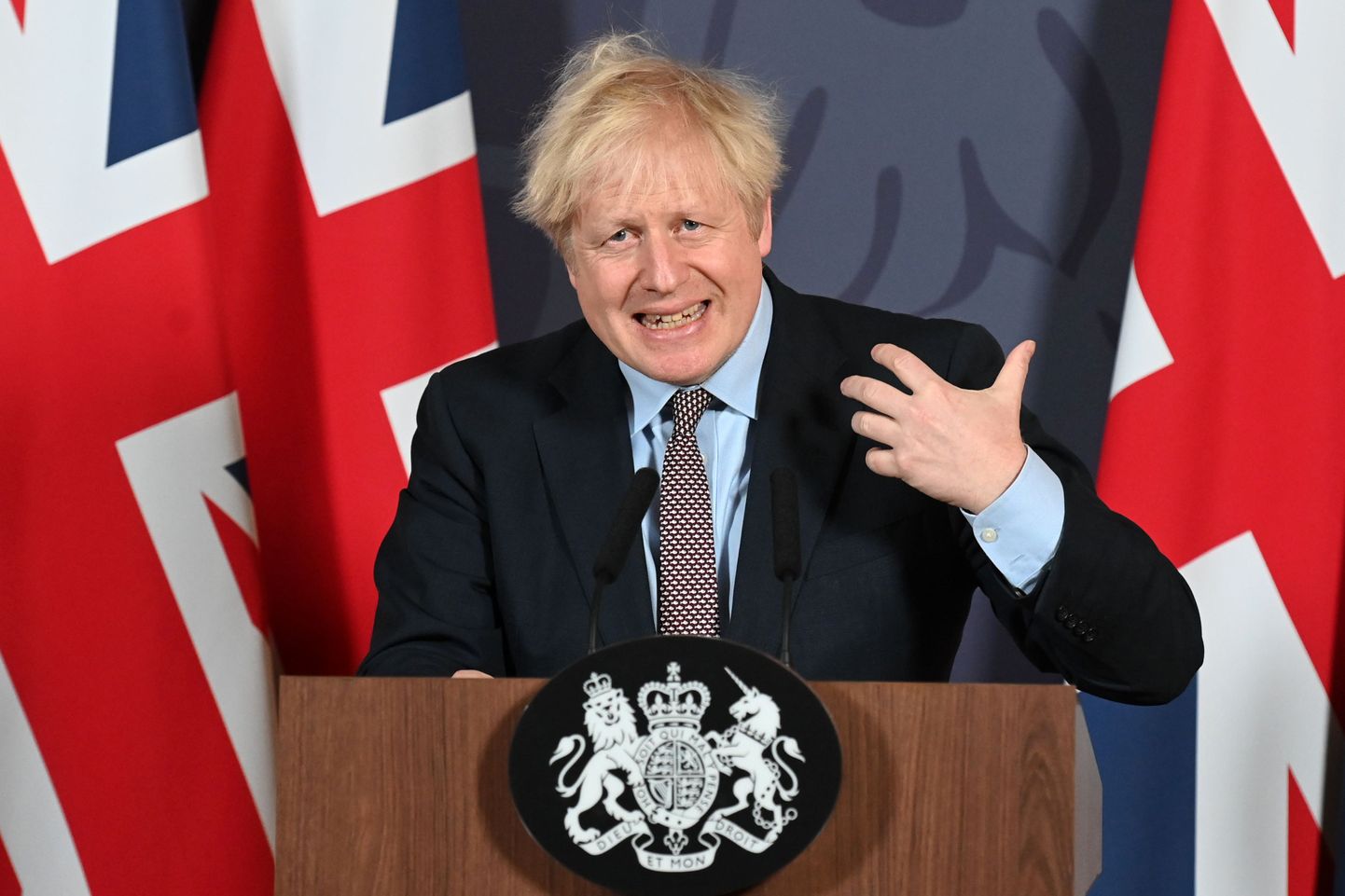Briti peaminister Boris Johnson täna virtuaalsel pressikonverentsil.