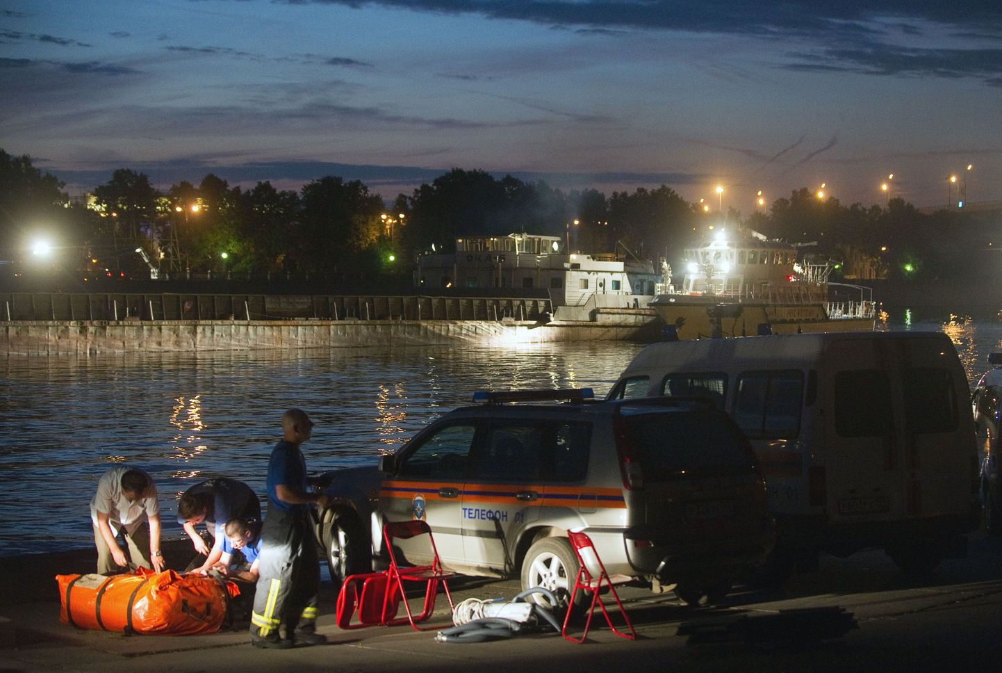 Moskva jõel uppus lõbusõidulaev, mille pardal oli 15 reisijat
