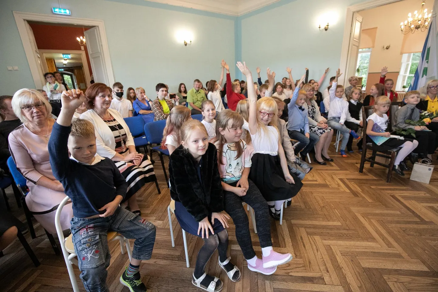 Sügisel saavad Lasila lapsed oma koolis veel aktust pidada, aga mis saab kaugemas tulevikus, seda asub töögrupp vaagima.