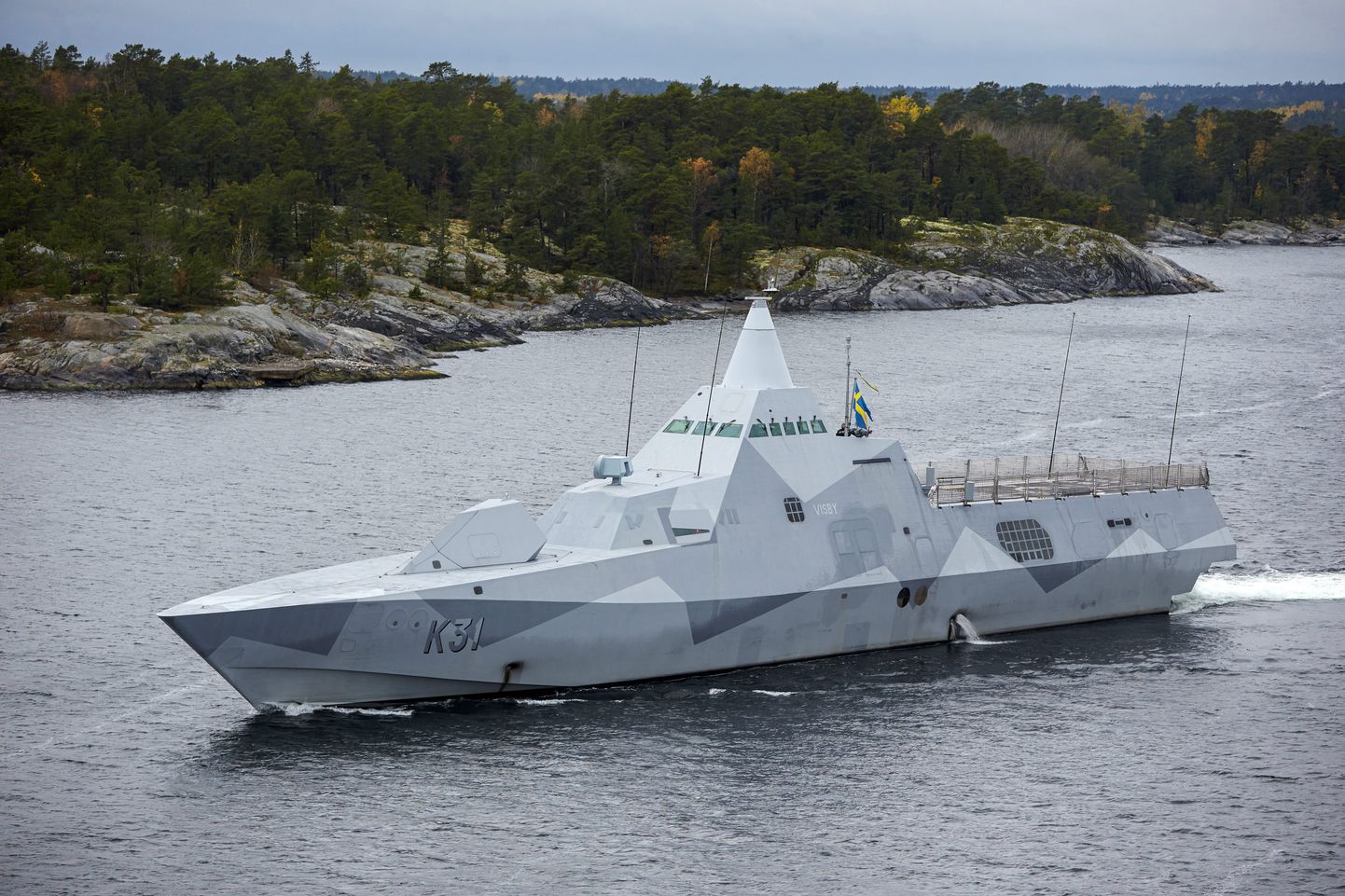 Rootsi korvett patrullimas HMS Visby Stockholmi lähedal 2014. aasta oktoobris pärast seda, kui riigi rannikuvetes väidetavat Vene allveelaeva nähti.
