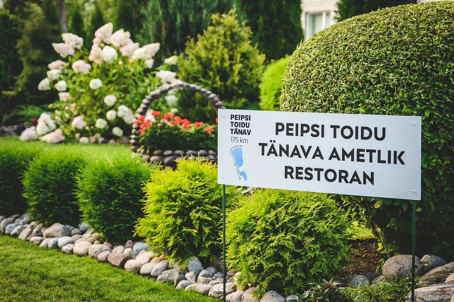 “Peipsi Toidu Tänav 175 km” on osa Euroopa kultuuripealinn Tartu 2024 põhiprogrammist ning seda toetab Lõuna-Eesti kogukonnaprogramm koos Leader-tegevusgruppidega.