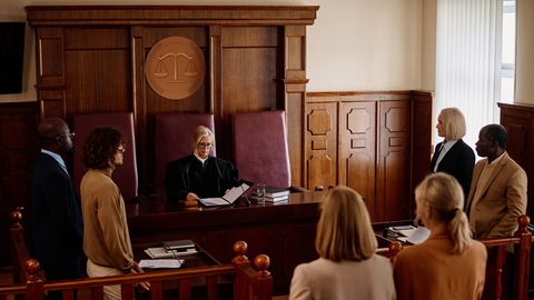 ÕÕVASTAV ⟩ Saksamaal uimastas ja vägistas mees aastaid oma abikaasat: kohus määras jahmatava karistuse