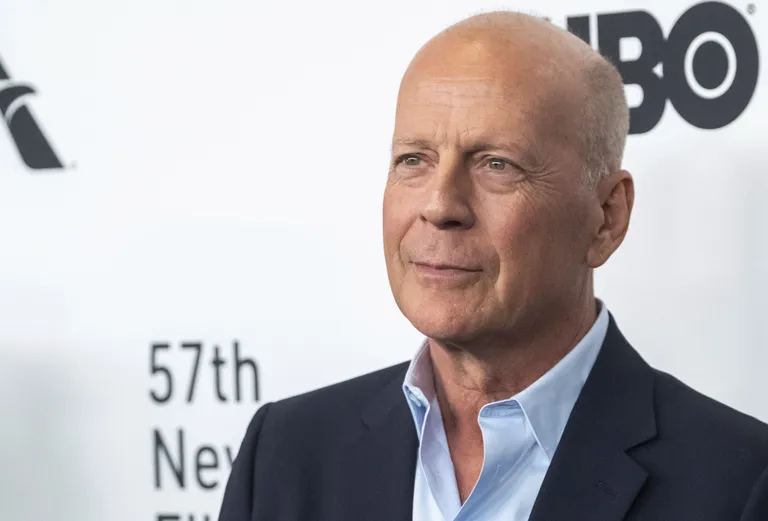 Bruce Willis sai kevadel 69. Tal on viis tütart.