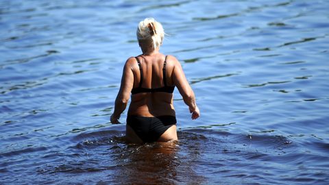 Jūrā ūdens vēl auksts, bet Latgales upēs jau vasarīga temperatūra