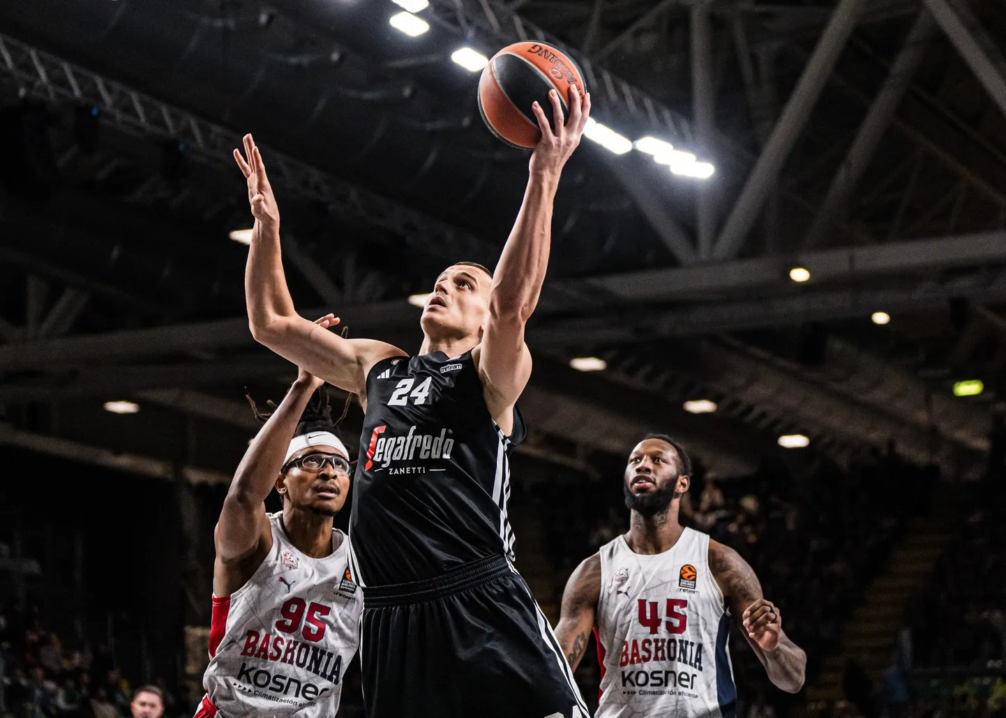 Latvijas basketbolists Andrejs Gražulis