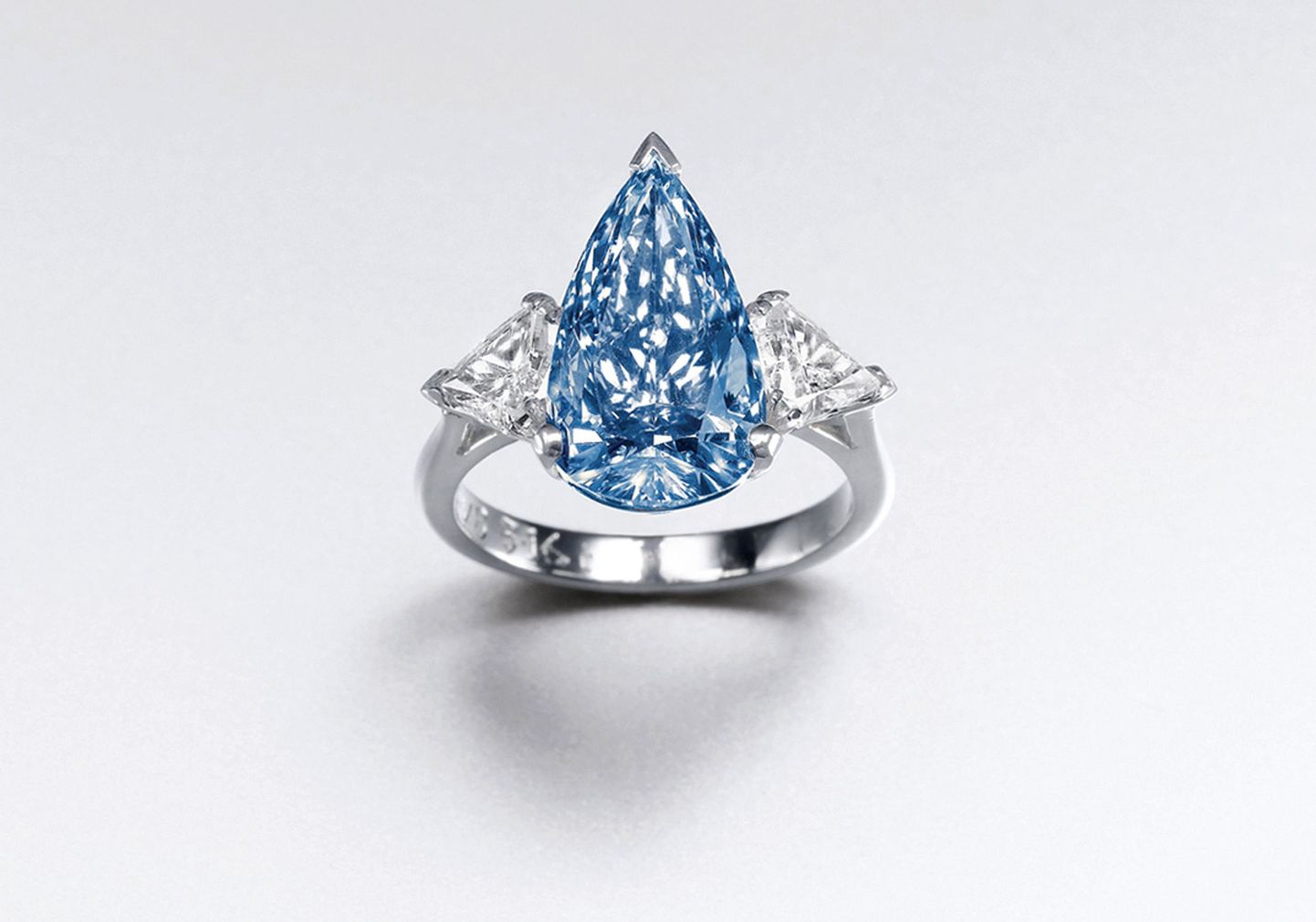 De Beers Millennium kollektsiooni kuulunud sinine teemant