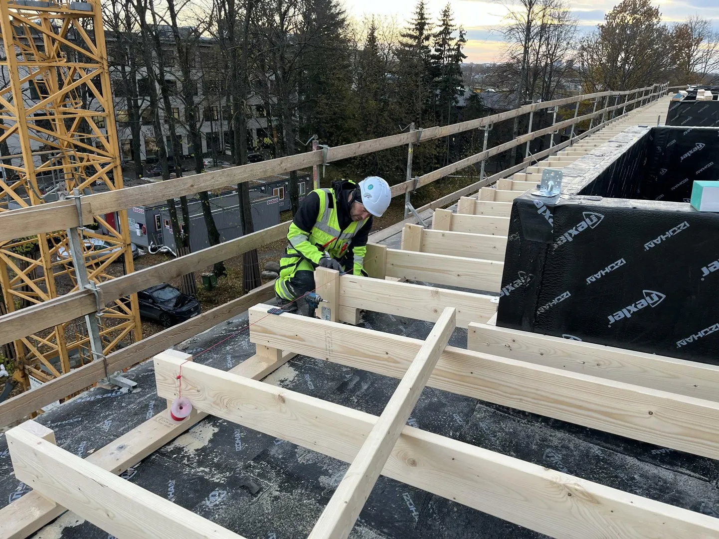 Viiratsisse sissekirjutatud osaühingu Piksmar juht Margo Pikas rääkis, et suurem tööpõld on ettevõttel Tallinnas ja selle ümber.