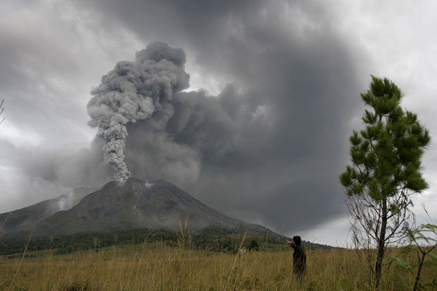 Sinabungi vulkaan Põhja-Sumatral Indoneesias.