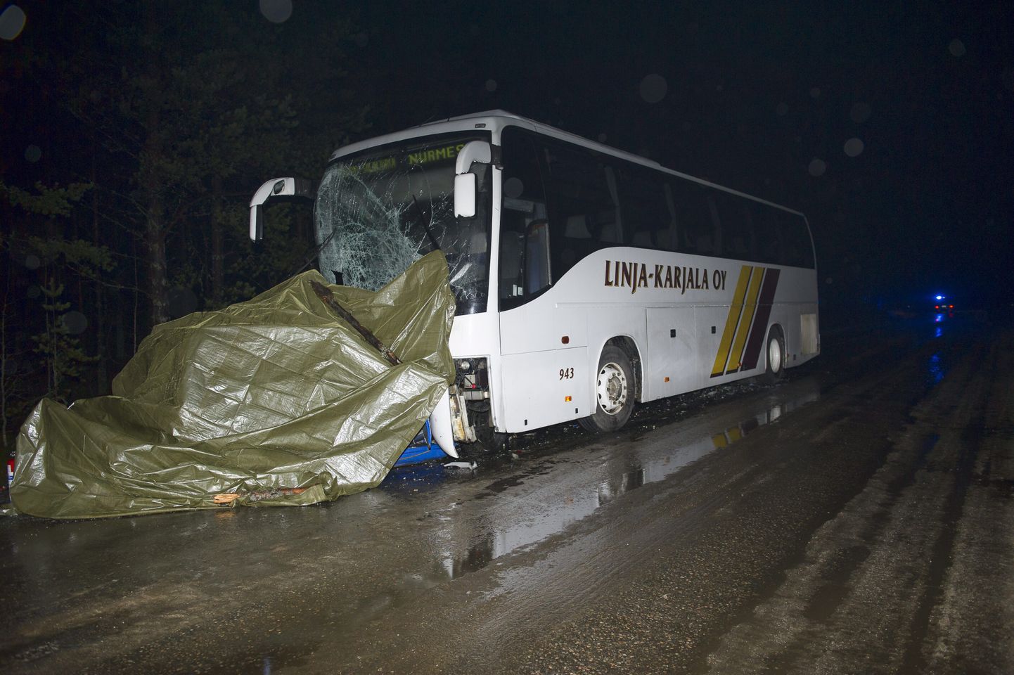 See Savomaal toimunud bussiõnnetuse pilt on illustratiivne.