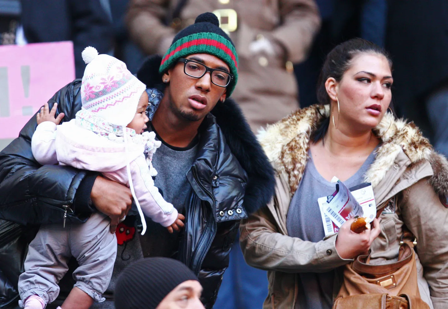 Saksmaa jalgpallitäht Jerome Boateng ja Sherin Senler koos tütrega 2011. aastal.
