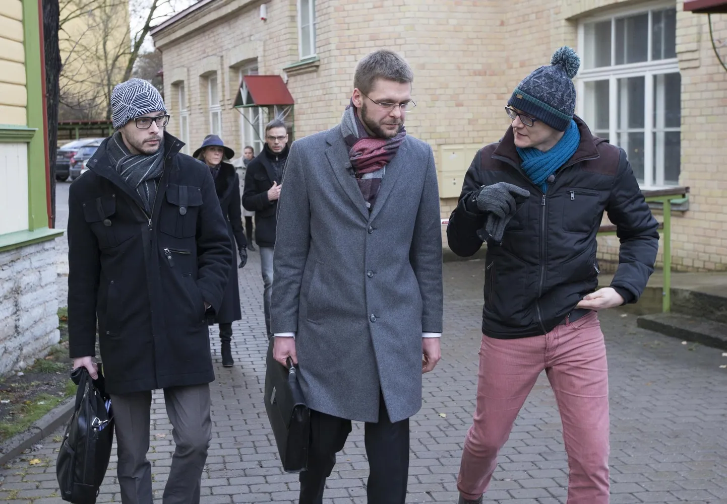 Jevgeni Ossinovski kinnitusel pole tema Eesti Energia kohta tehtud kriitikal vähimatki pistmist Oleg Ossinovski ärihuvidega.