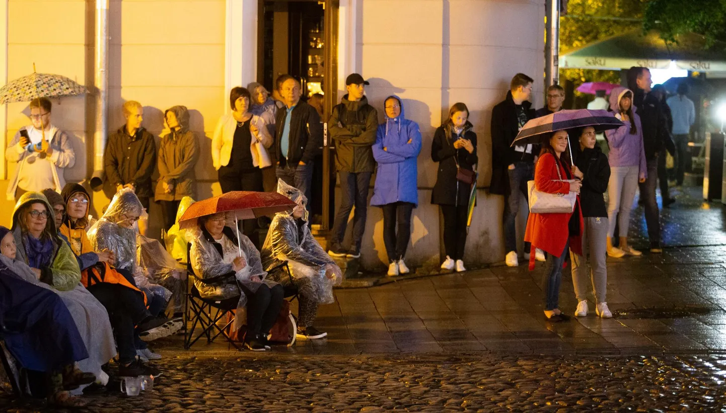 Linlaste seas menukas Tartuff meelitab inimesed kohale ka vihmaga, nagu juhtus mullu suvel.