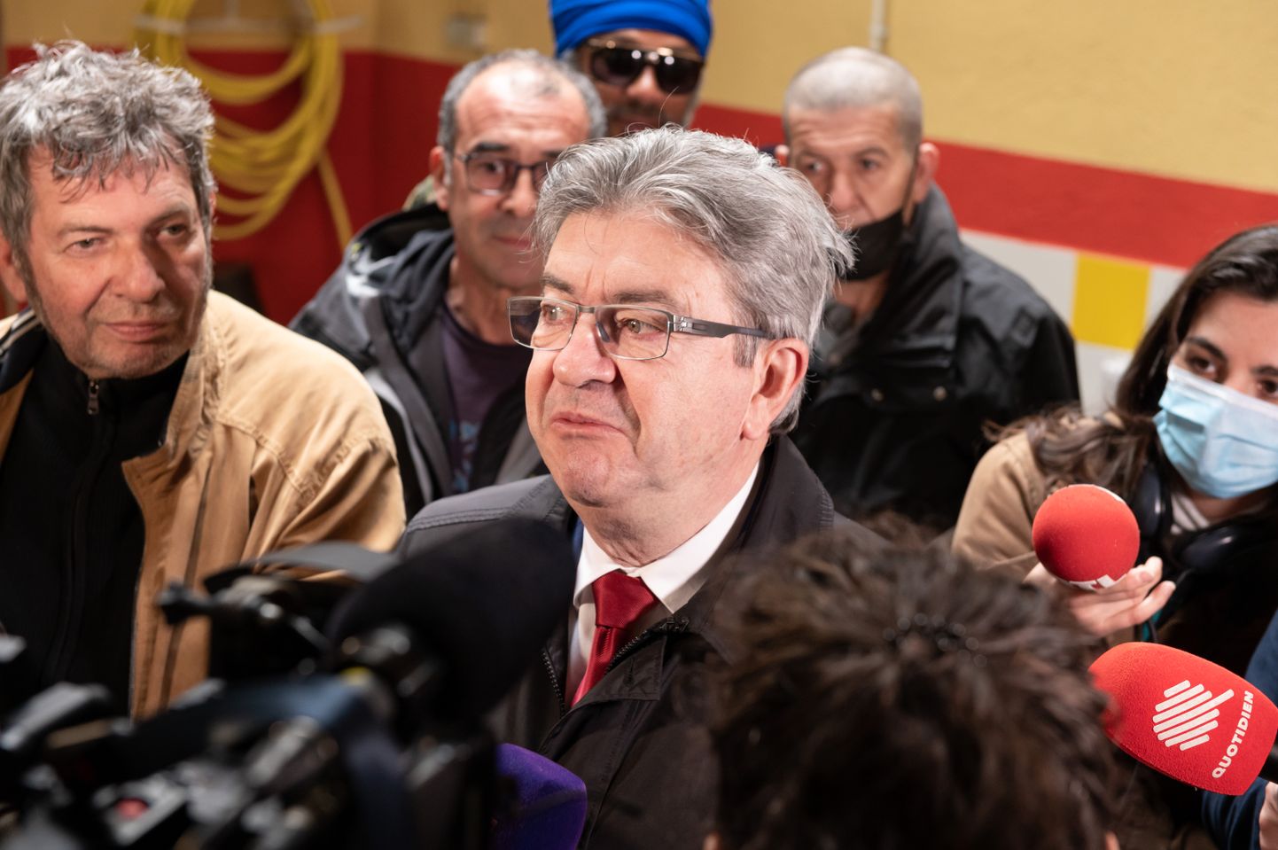 Prantsuse presidendivalimistel kolmandaks jäänud Jean-Luc Mélenchon, kes juhib kõnelusi vasakparteide jõudude ühendamiseks enne parlamendivalimisi.