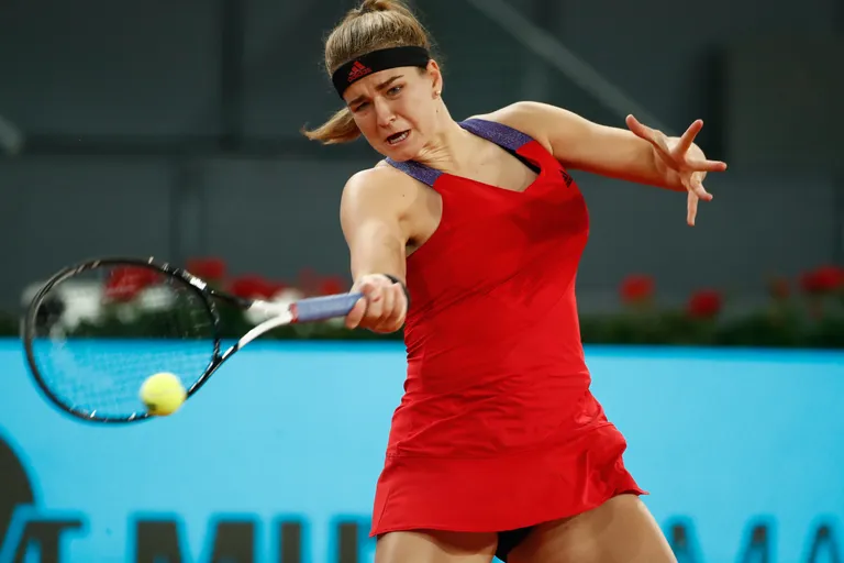 Karolina Muchova kohtub Madridi tenniseturniiri kaheksa parema seas venelanna Anastassia Pavljutšenkovaga.