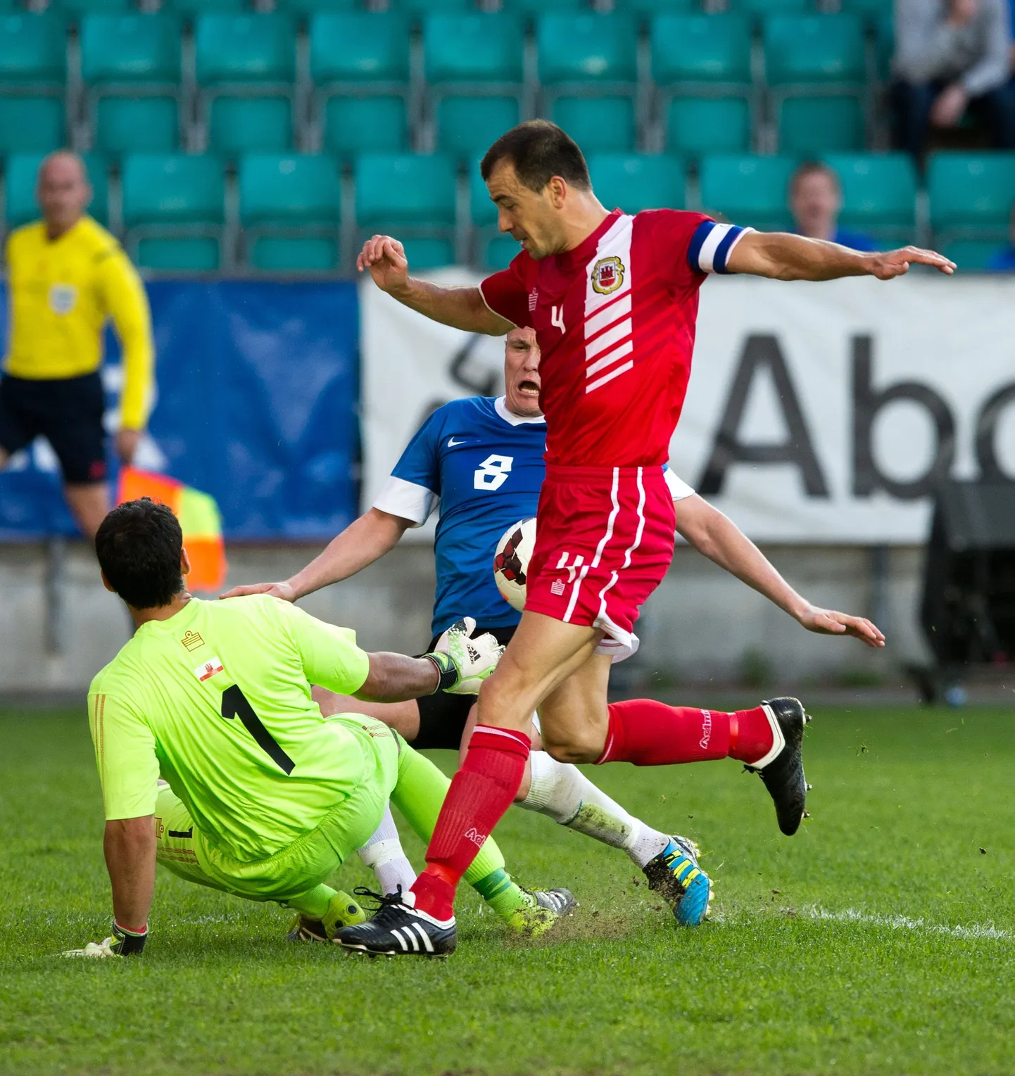 TLMPM03: EESTI VS GIBRALTAR, JALGPALL, EESTI KOONDIS :TALLINN, EESTI, 26MAY14
Eesti vs Gibraltar, jalgpall. Andres Oper. 
lt/Foto LIIS TREIMANN/POSTIMEES