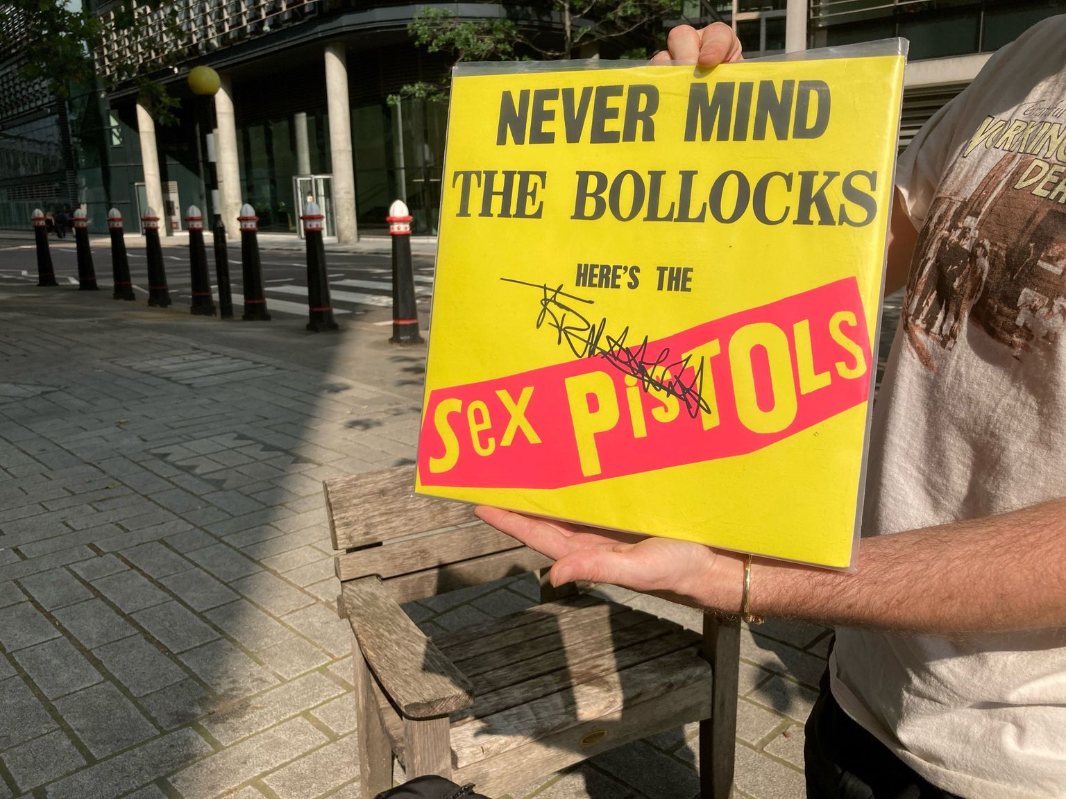 Sex Pistolsi albumit «Never Mind the Bollocks, Here's the Sex Pistols» arvatakse maailma parimate albumite hulka.