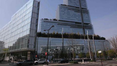 Francijas tiesa piespriež islāma teologam 18 gadus cietumā par izvarošanu