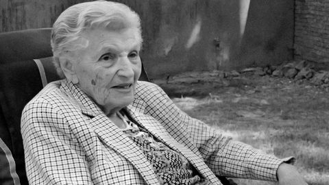 Umrla latvijska literarna znanstvenica Vera Vāvere