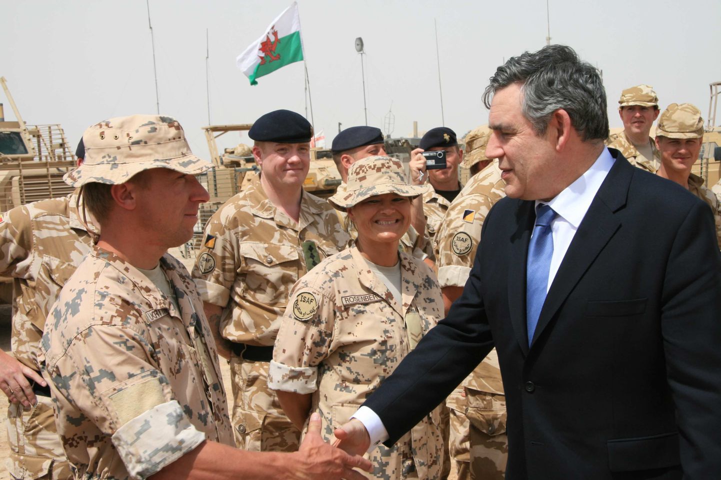 Suurbritannia ja Põhja-Iirimaa Ühendkuningriigi peaminister Gordon Brown tänas Afganistanis teenivaid Eesti kaitseväelasi.
