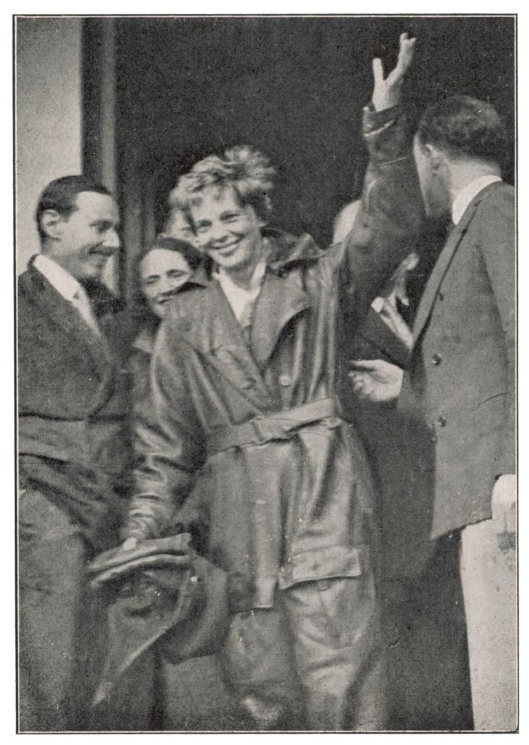Amelia Earhart 1932 pärast edukat üle Atlandi ookeani lendu