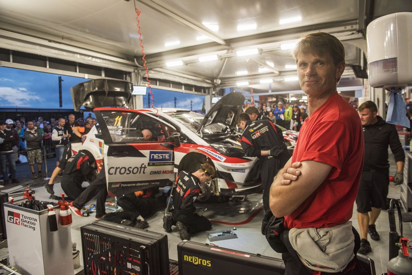 Soome rallilegend Marcus Grönholm sai kodusel MM-rallil proovida Toyota Yaris WRCd ja hindab, et VW Polo tänavune mudel oleks võimekuselt olnud üpris sarnane.